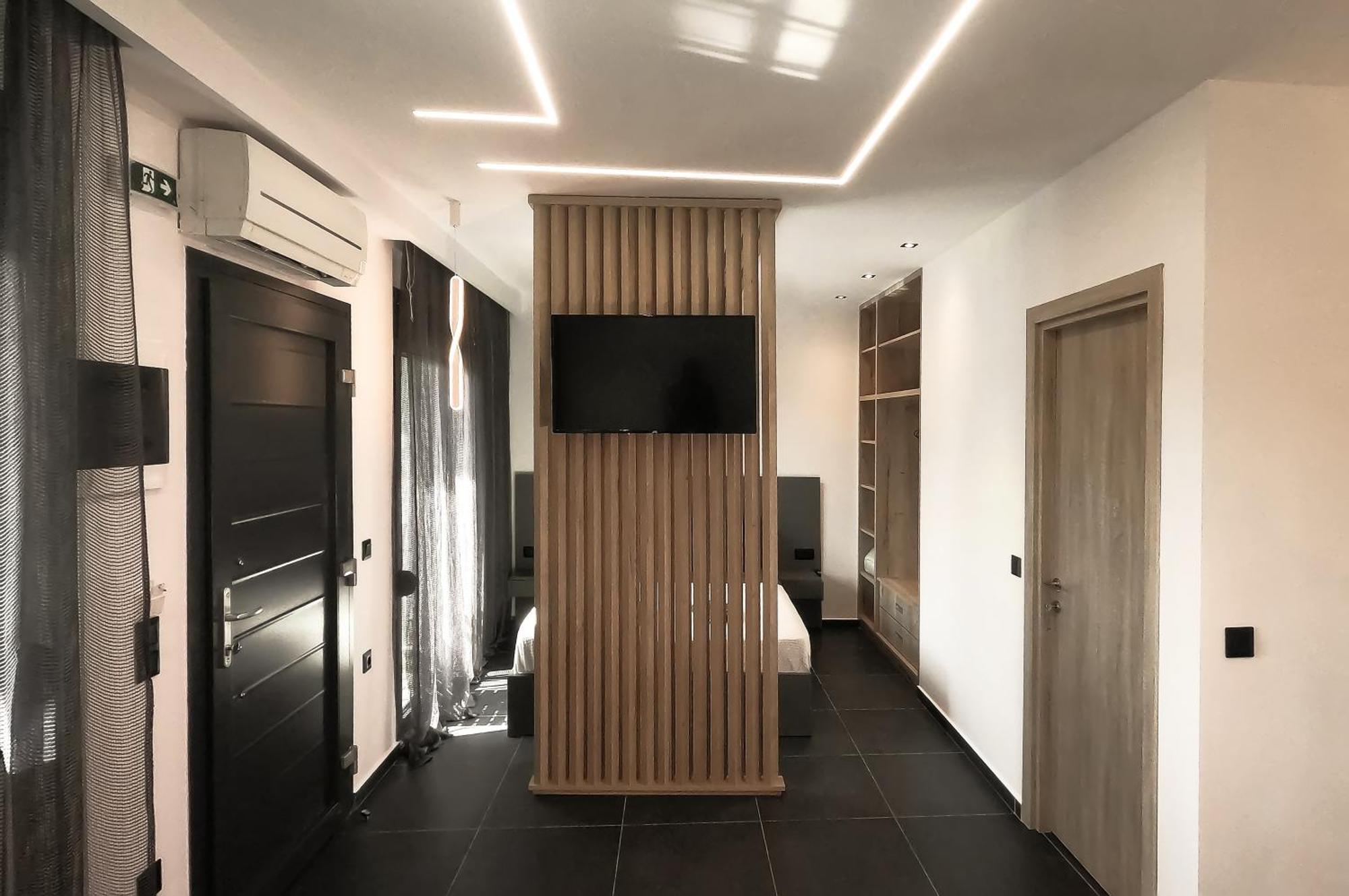 Berries Luxury Apartments ネア・ムダニア エクステリア 写真
